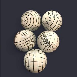 SET of Victorian Style Glazed Ceramic Carpet Balls Decorative Centerpiece Orbs